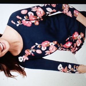 TALBOTS  sweater knit size Medium